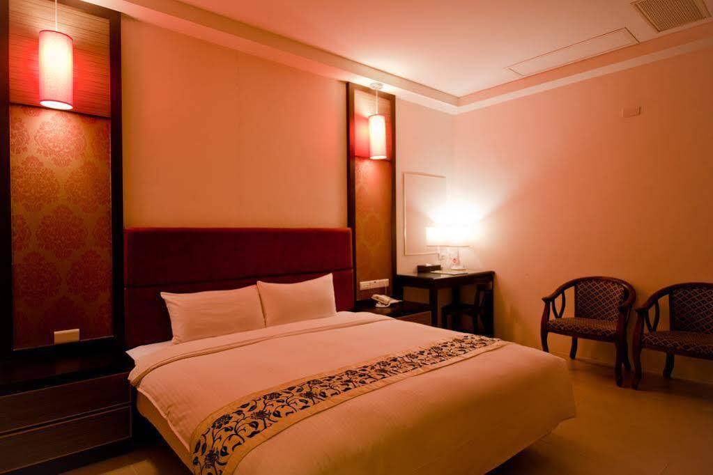 East Town 26 Hotel Hualien City Exterior foto
